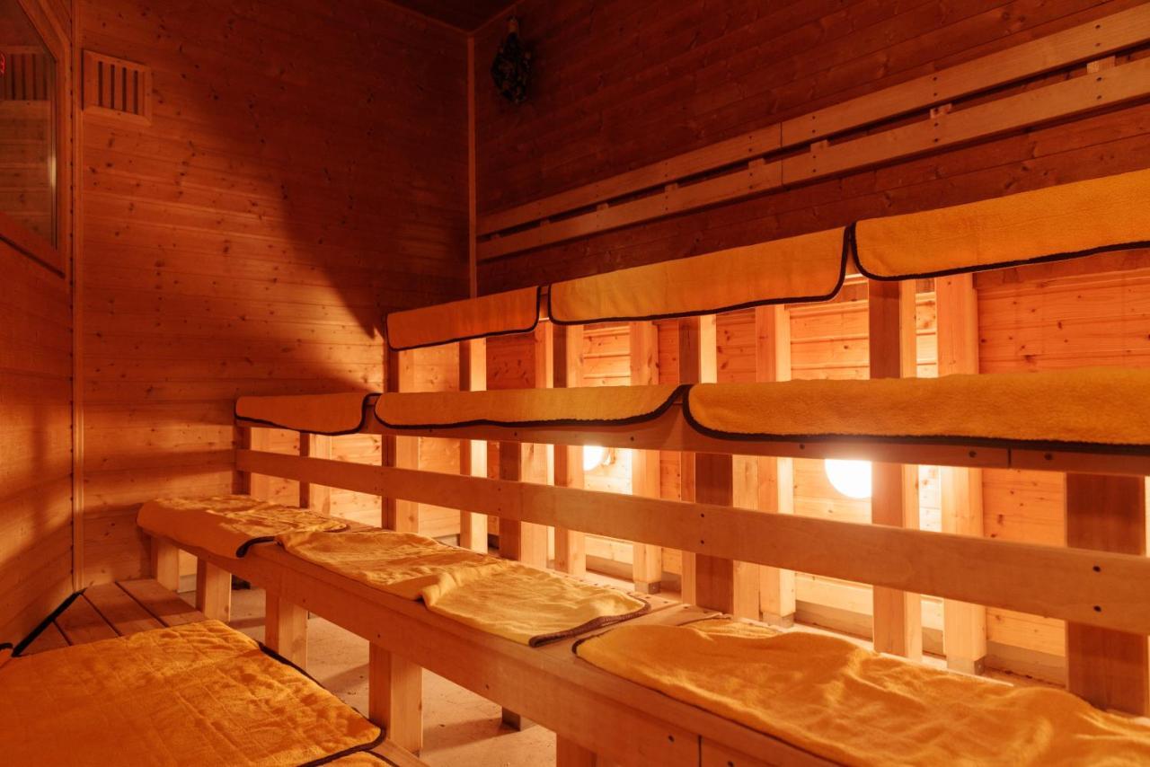 Ashibetsu Onsen Starlight Hotel Exterior photo